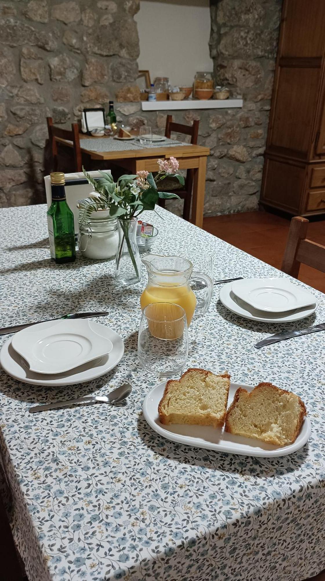 Pension Liebana San Vicente De La Barquera Exterior photo